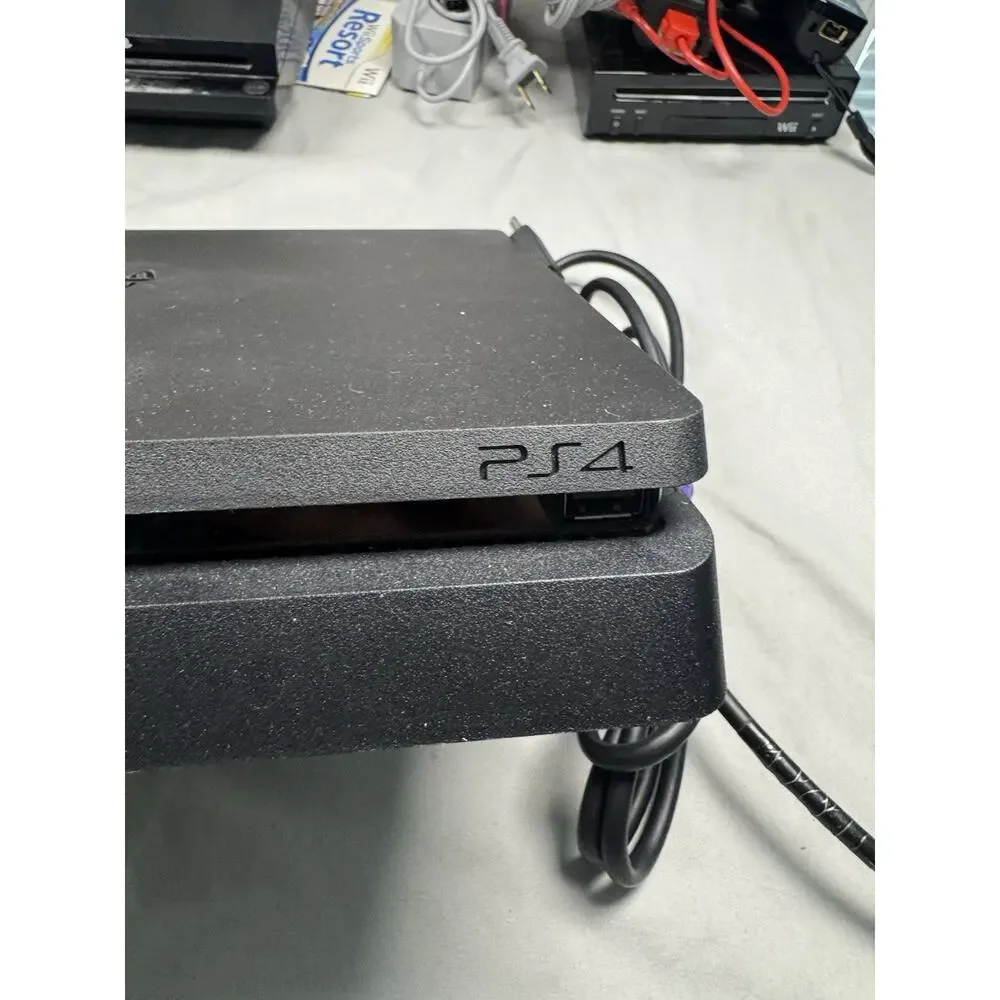 Sony PS4 Slim Console Bundle Controller Tested Working No Power Cord 500 GB